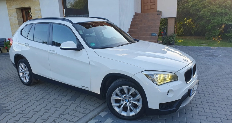 BMW X1 cena 38900 przebieg: 209000, rok produkcji 2012 z Zelów małe 781